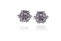 Due spille con diamanti - Asta Preziosi