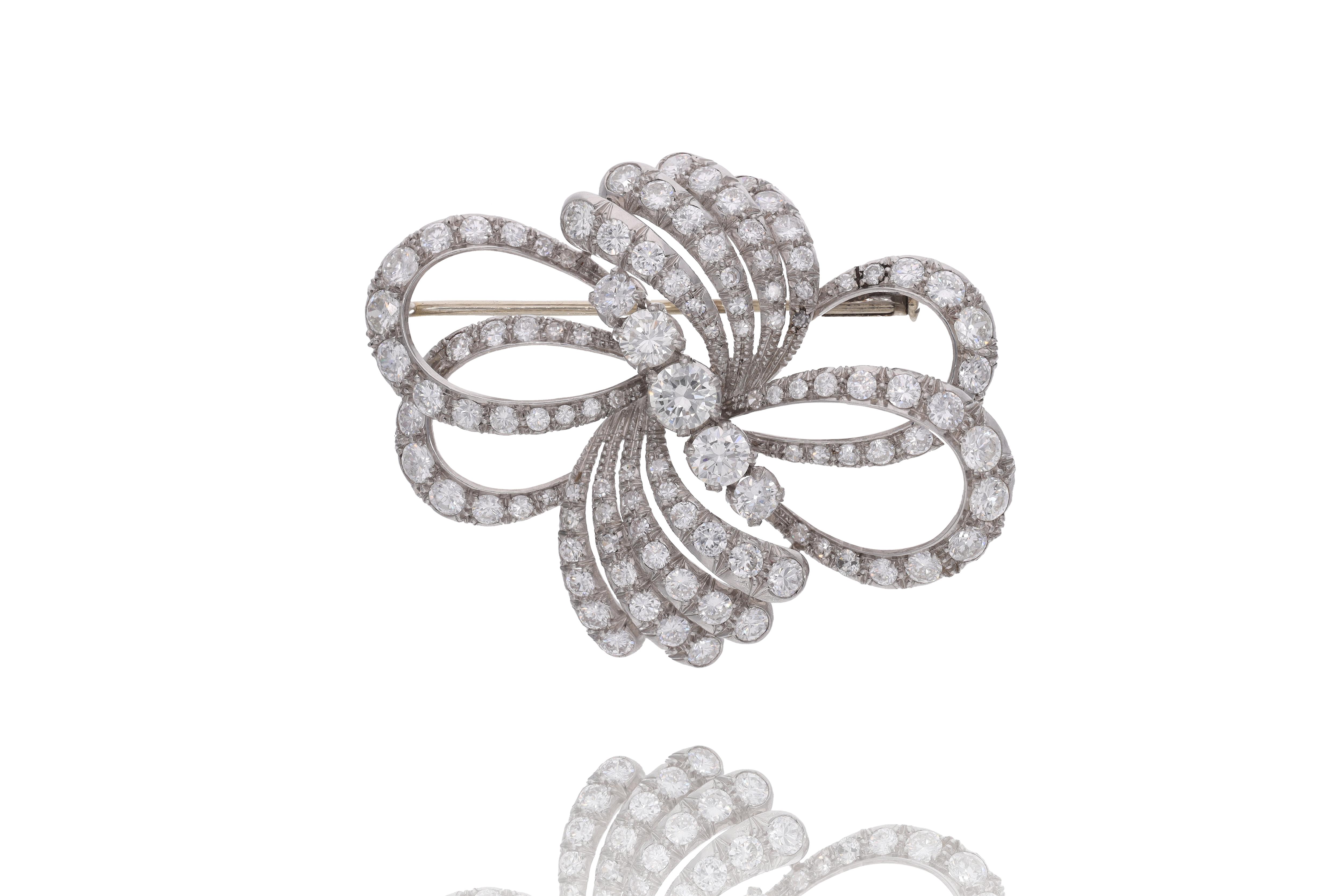 Spilla con diamanti - Asta Preziosi