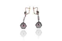 Orecchini con pietre - Asta Preziosi