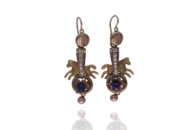 Orecchini con pietre - Asta Preziosi