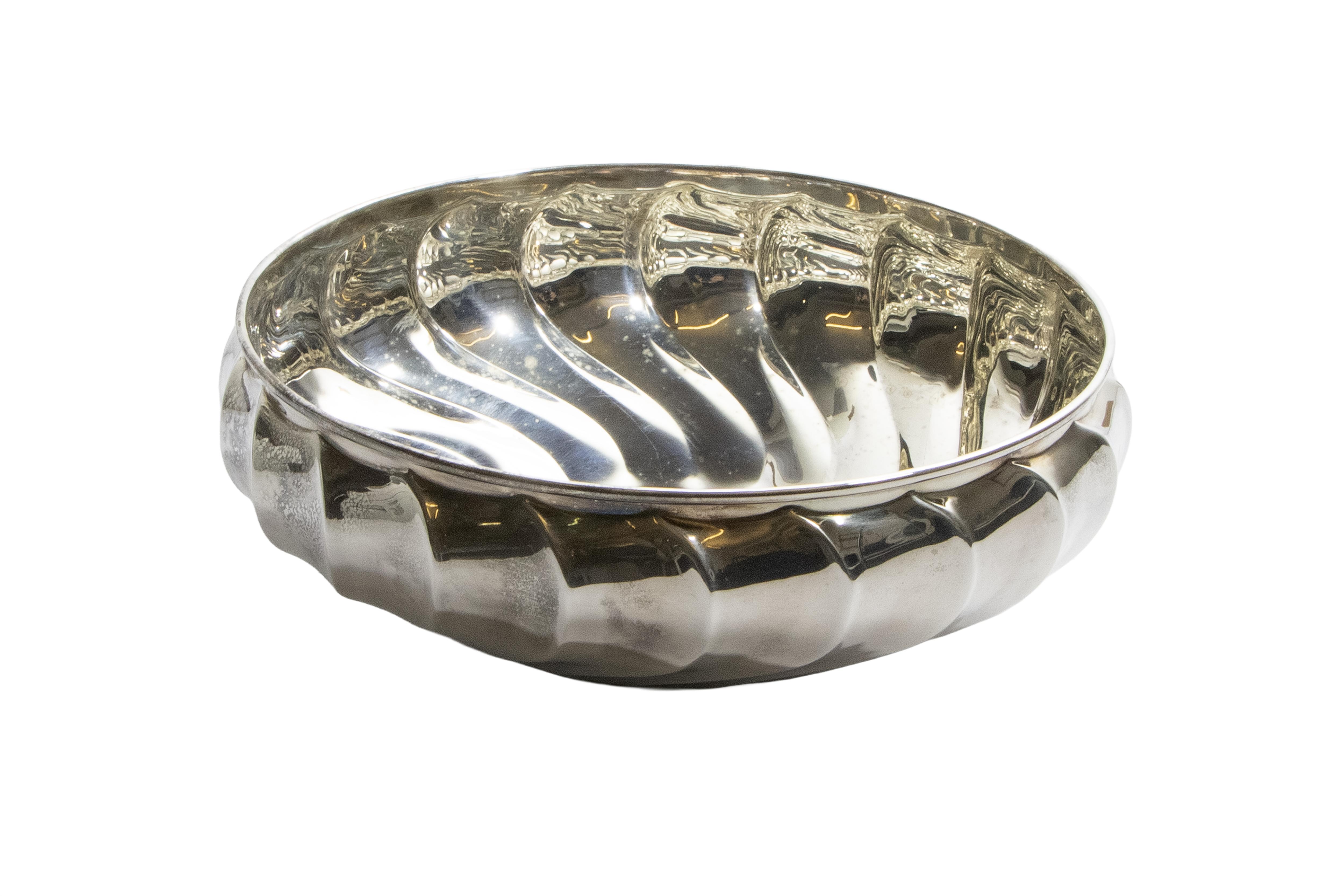 Centro in argento - Asta Preziosi