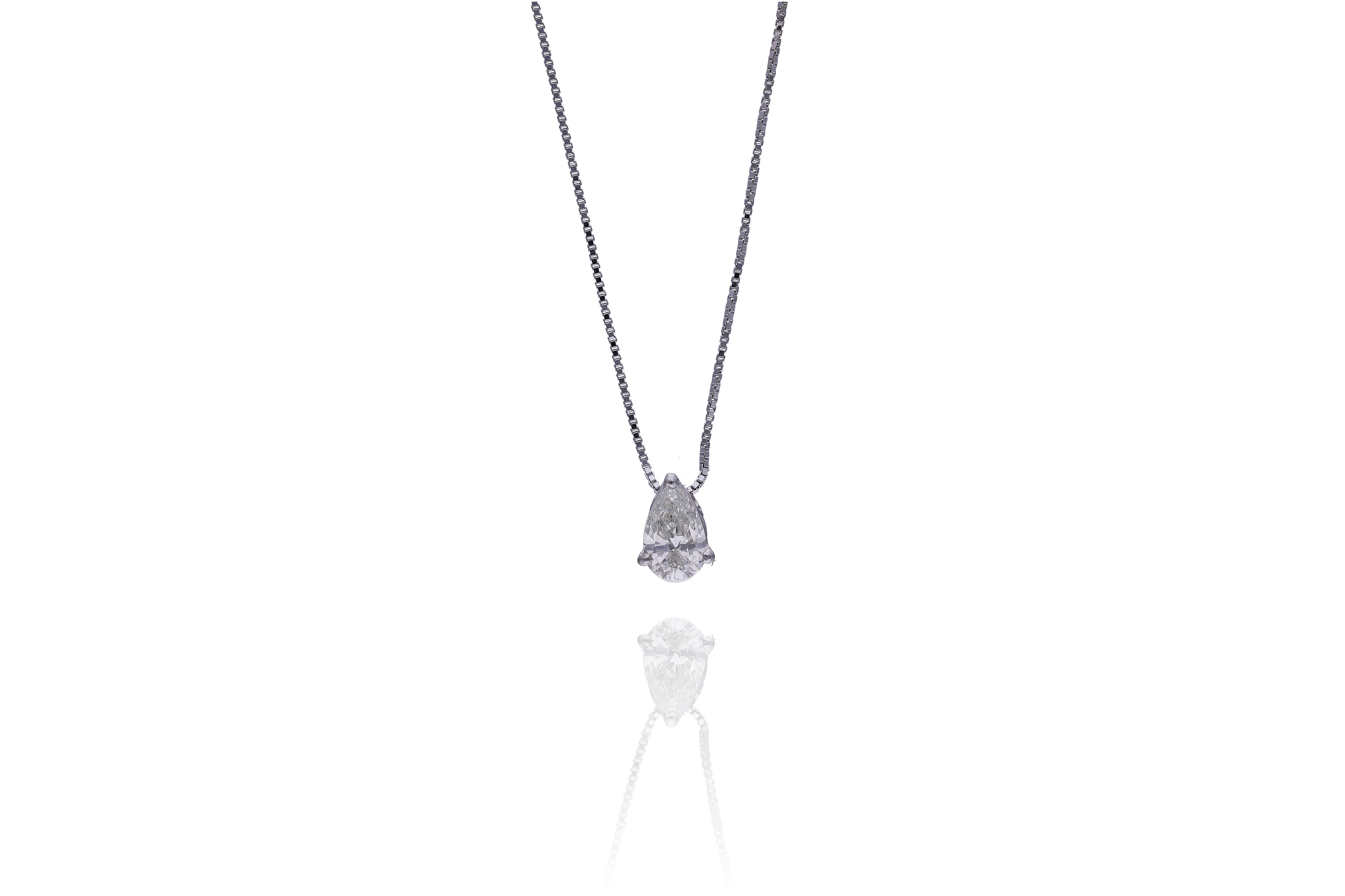 Collana con pendente con diamante - Asta Preziosi Collana con pendente con diamante - Asta Preziosi