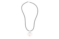 Ciondolo oro con collana in caucciu' - Asta Preziosi