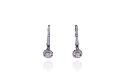 Orecchini con pietre - Asta Preziosi