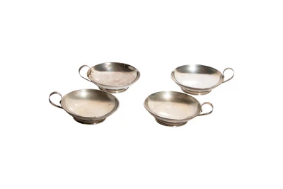 Quattro tazzine in argento - Asta Preziosi