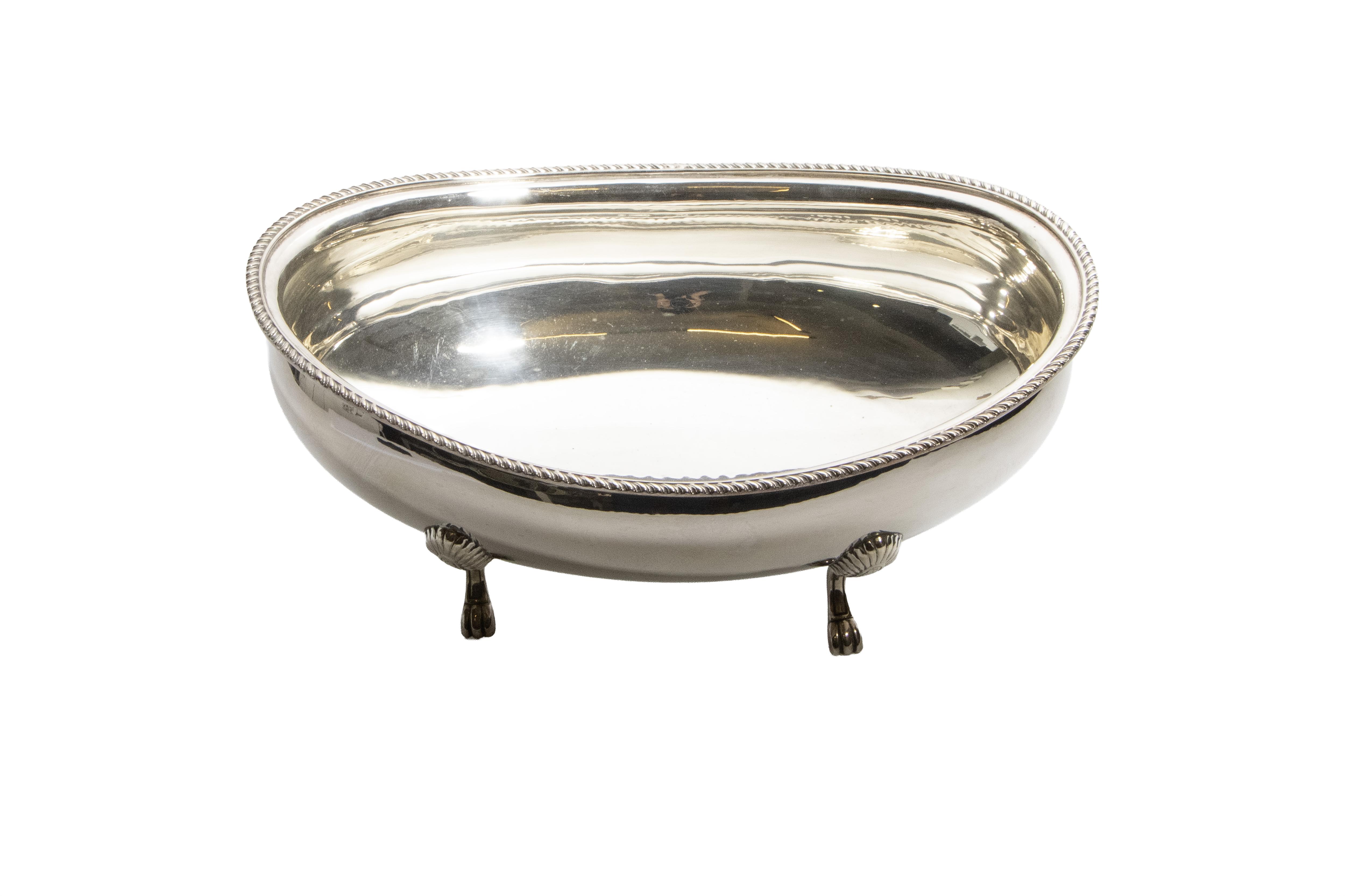 Centro in argento - Asta Preziosi