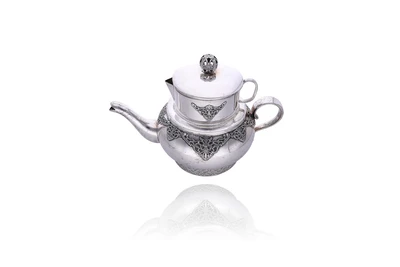 Stancampiano, teiera e lattiera in argento - Asta Preziosi