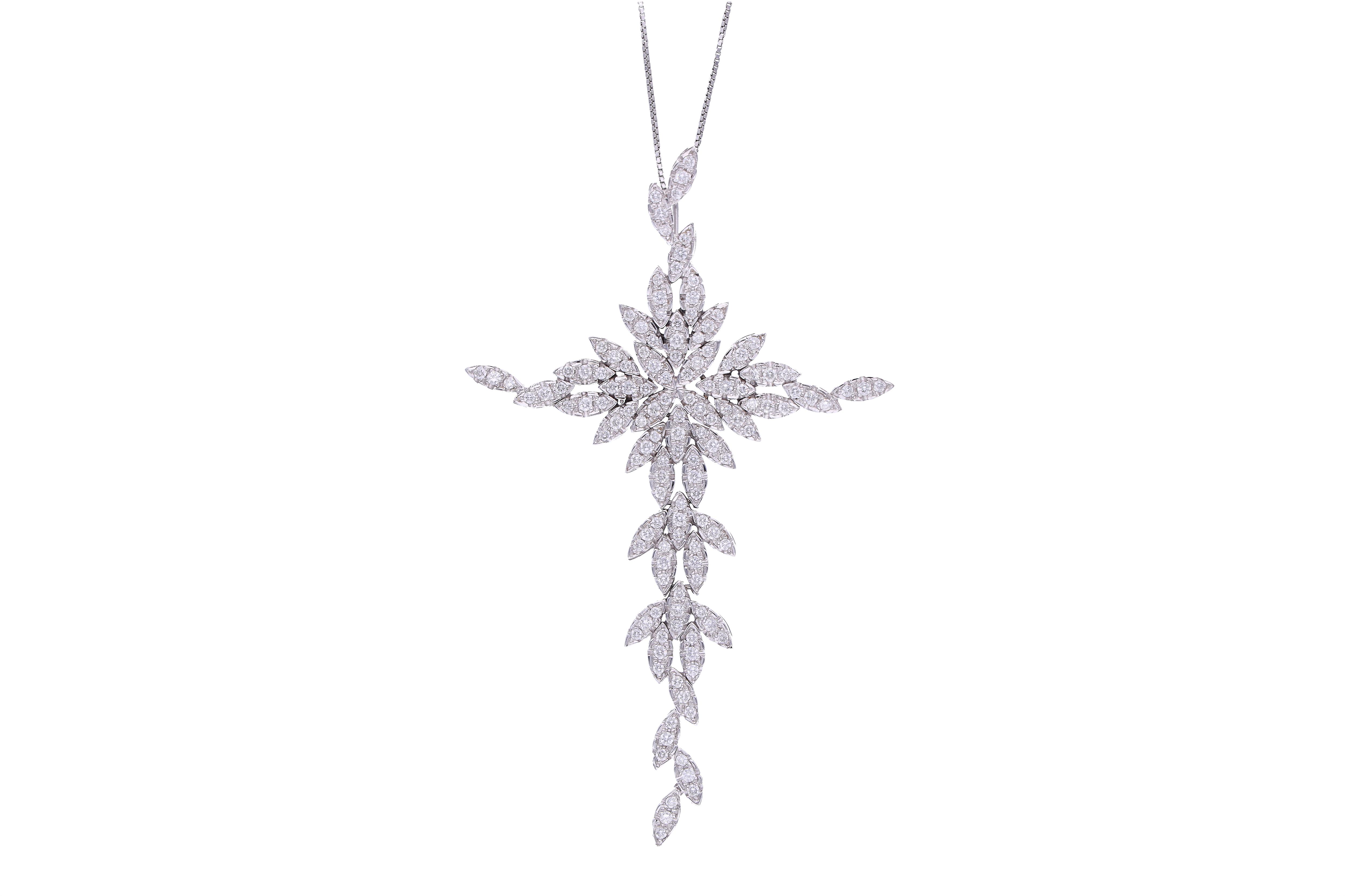 Collana con ciondolo con diamanti - Asta Preziosi