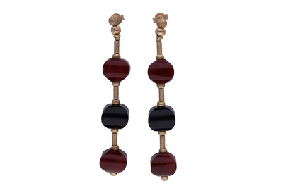 Orecchini con corniola e calcedonio - Asta Preziosi