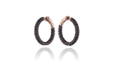 Orecchini con diamanti neri - Asta Preziosi