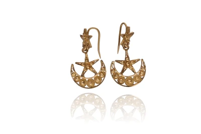 Orecchini in oro - Asta Preziosi