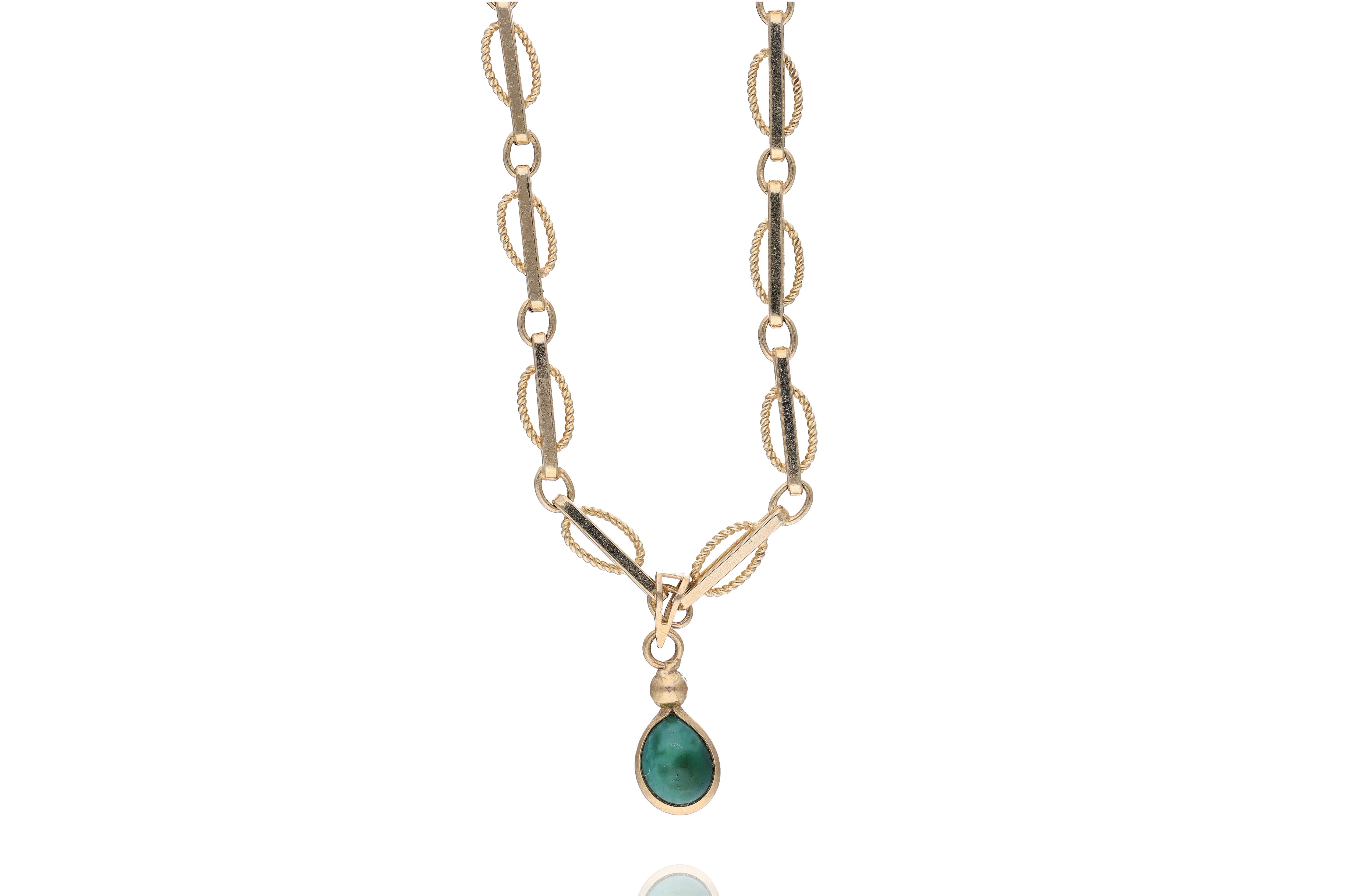 Collana in oro e ciondolo con pietra - Asta Preziosi