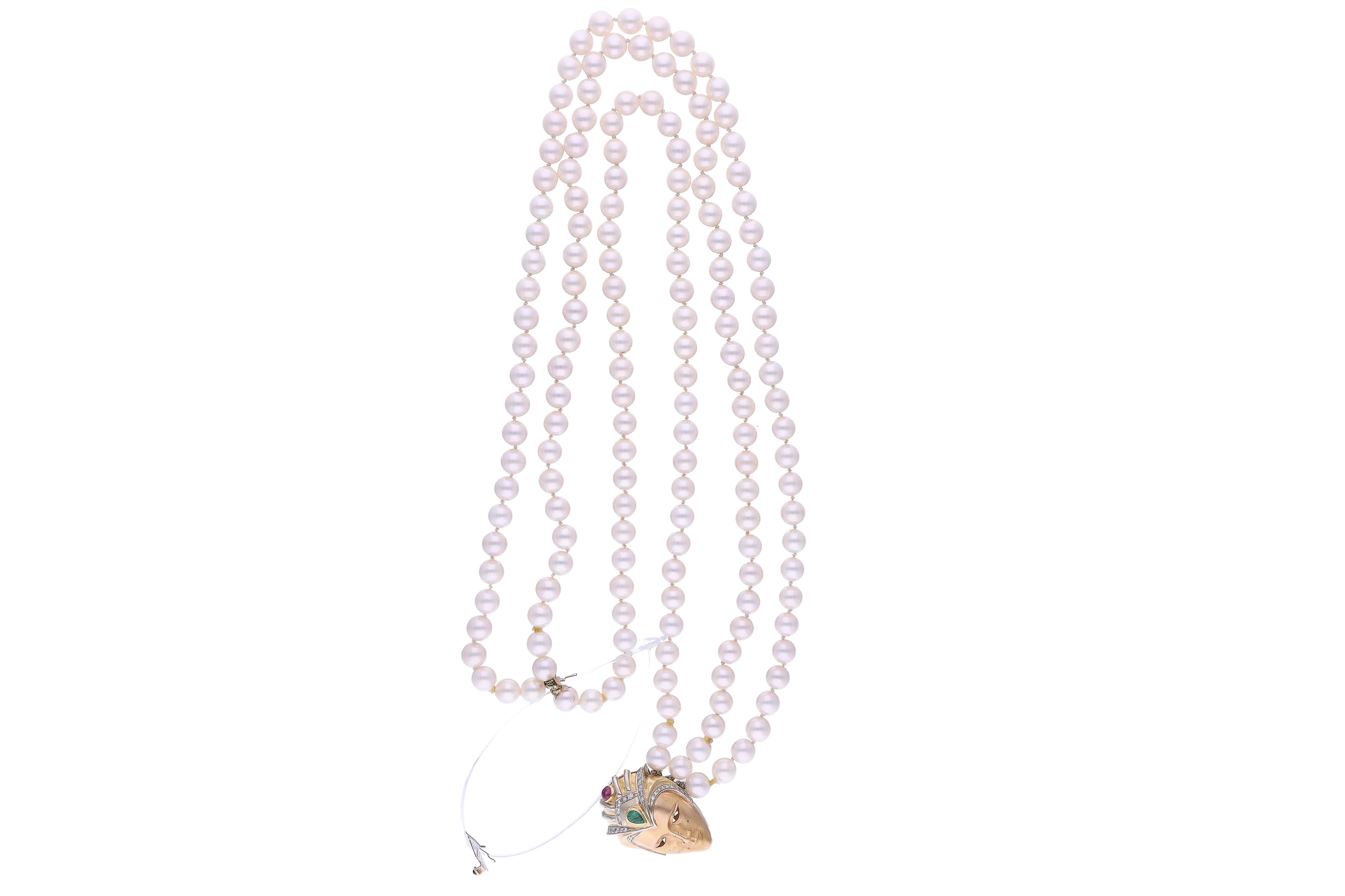 Collana perle coltivate con diamanti, rubino e smeraldo - Asta Preziosi Collana perle coltivate con diamanti, rubino e smeraldo - Asta Preziosi