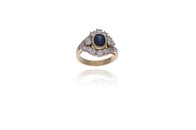 Anello con zaffiro e diamanti - Asta Preziosi Anello con zaffiro e diamanti - Asta Preziosi