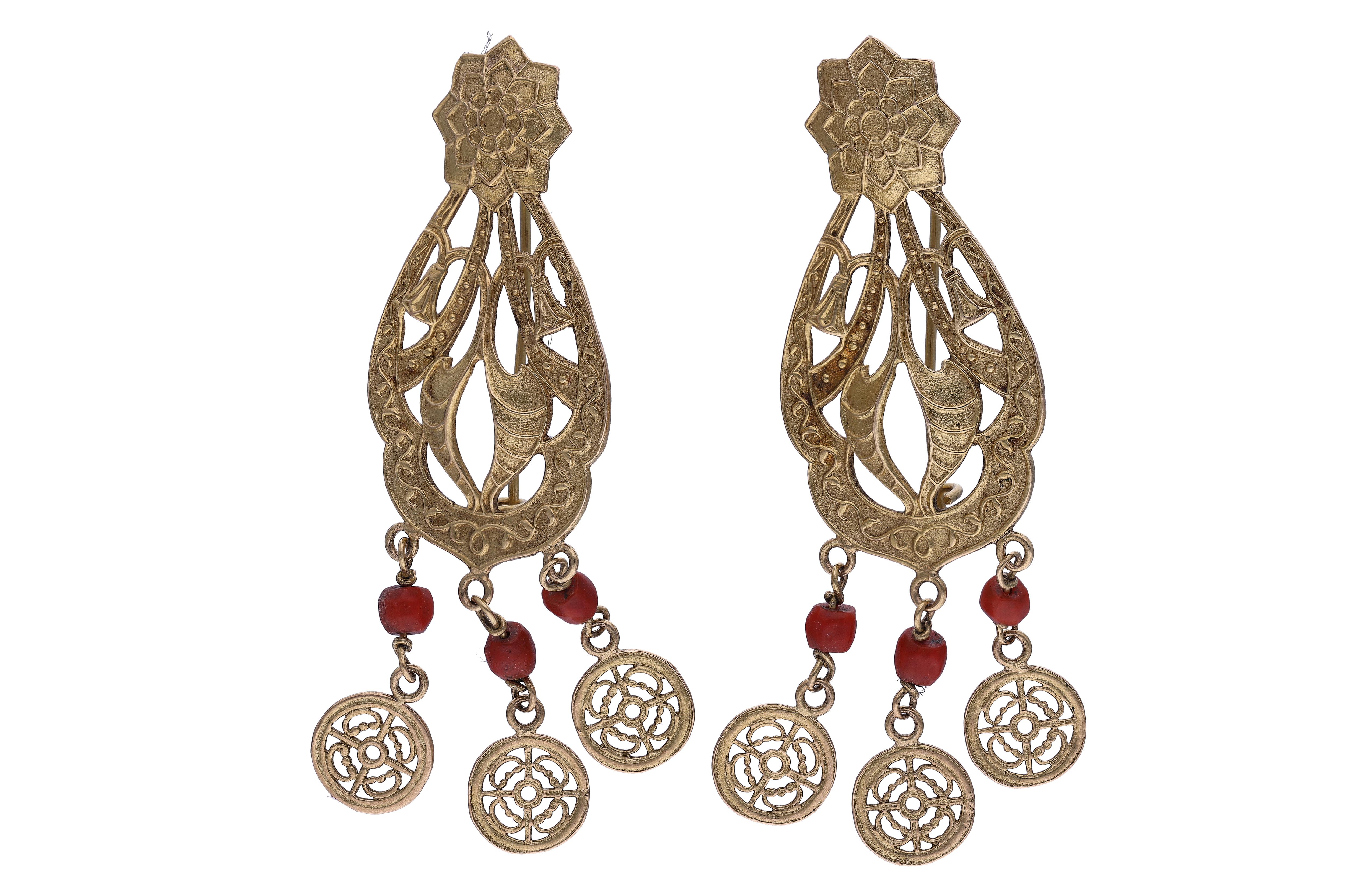 Orecchini con coralli - Asta Preziosi