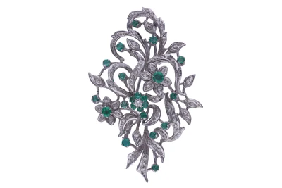 Spilla con smeraldi e diamanti - Asta Preziosi