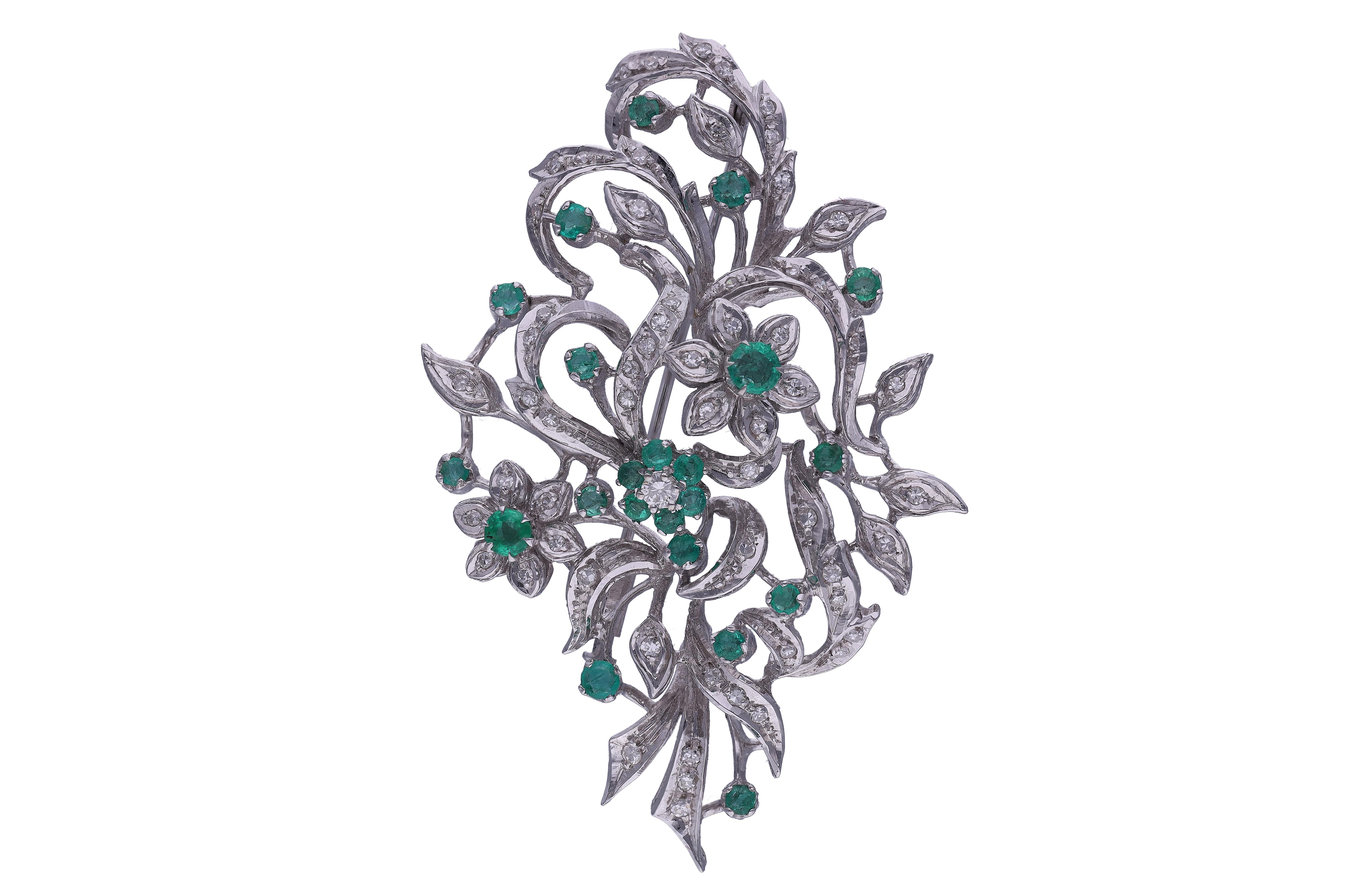 Spilla con smeraldi e diamanti - Asta Preziosi