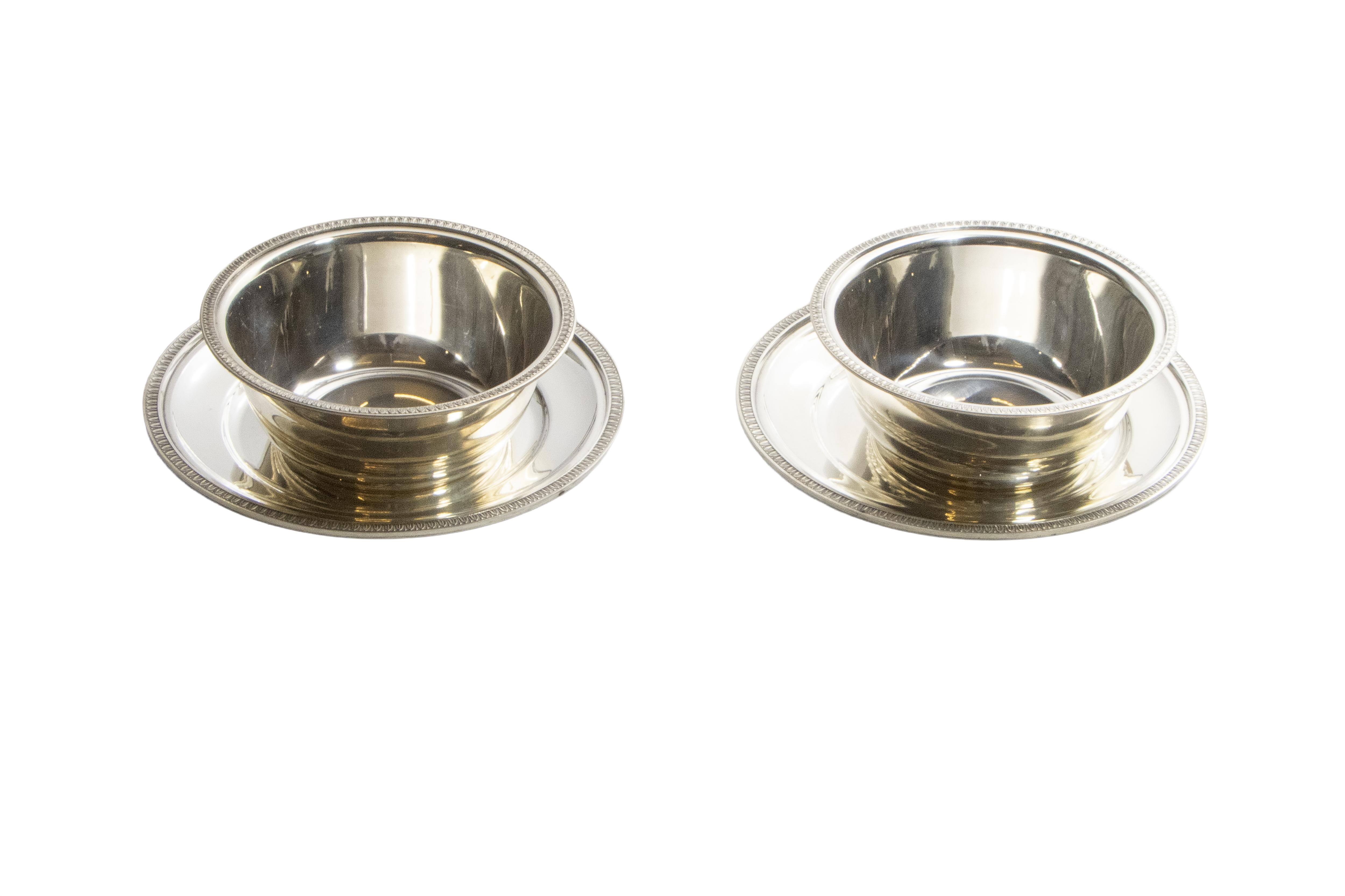 Quattro ciotoline in argento con piattino - Asta Preziosi