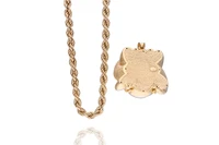 Collana e ciondolo in oro - Asta Preziosi