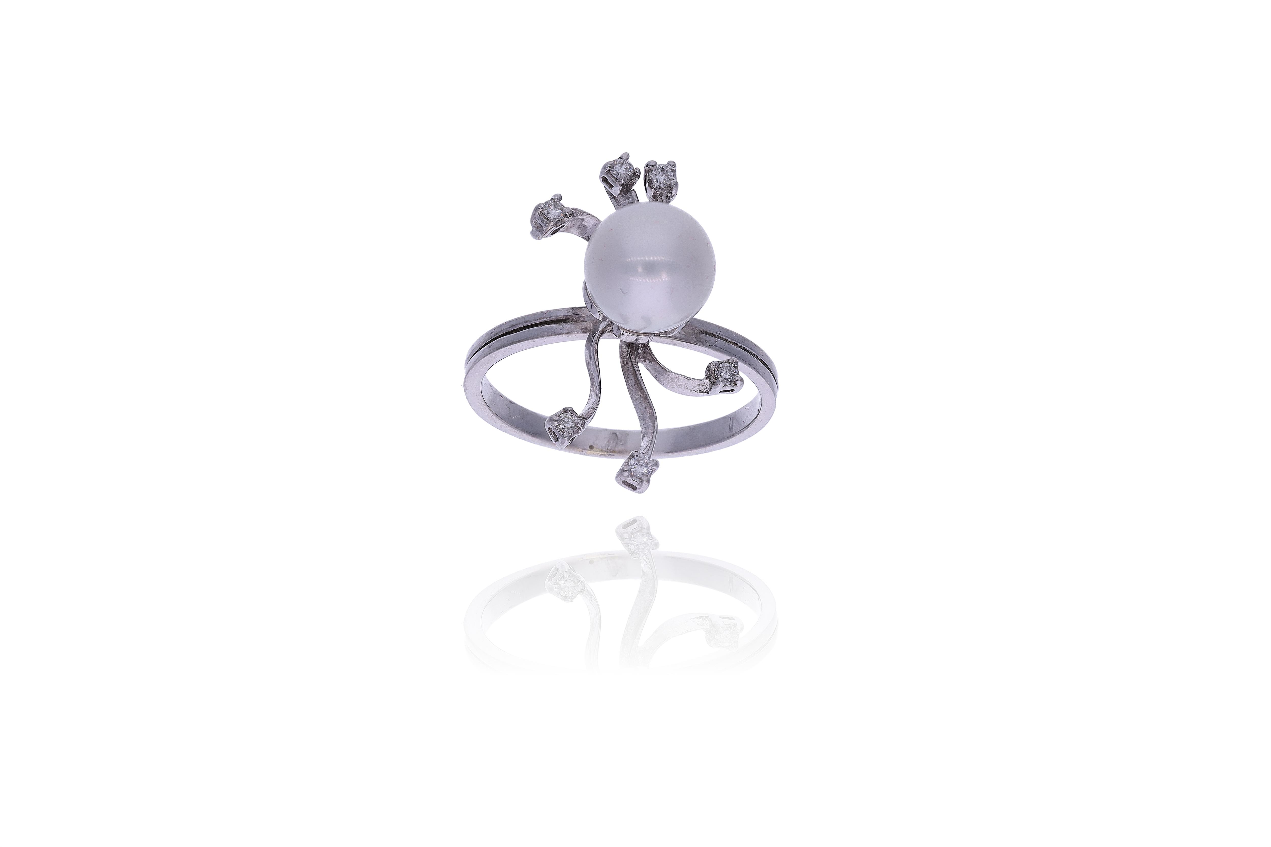 Anello con diamanti e perla coltivata - Asta Preziosi Anello con diamanti e perla coltivata - Asta Preziosi