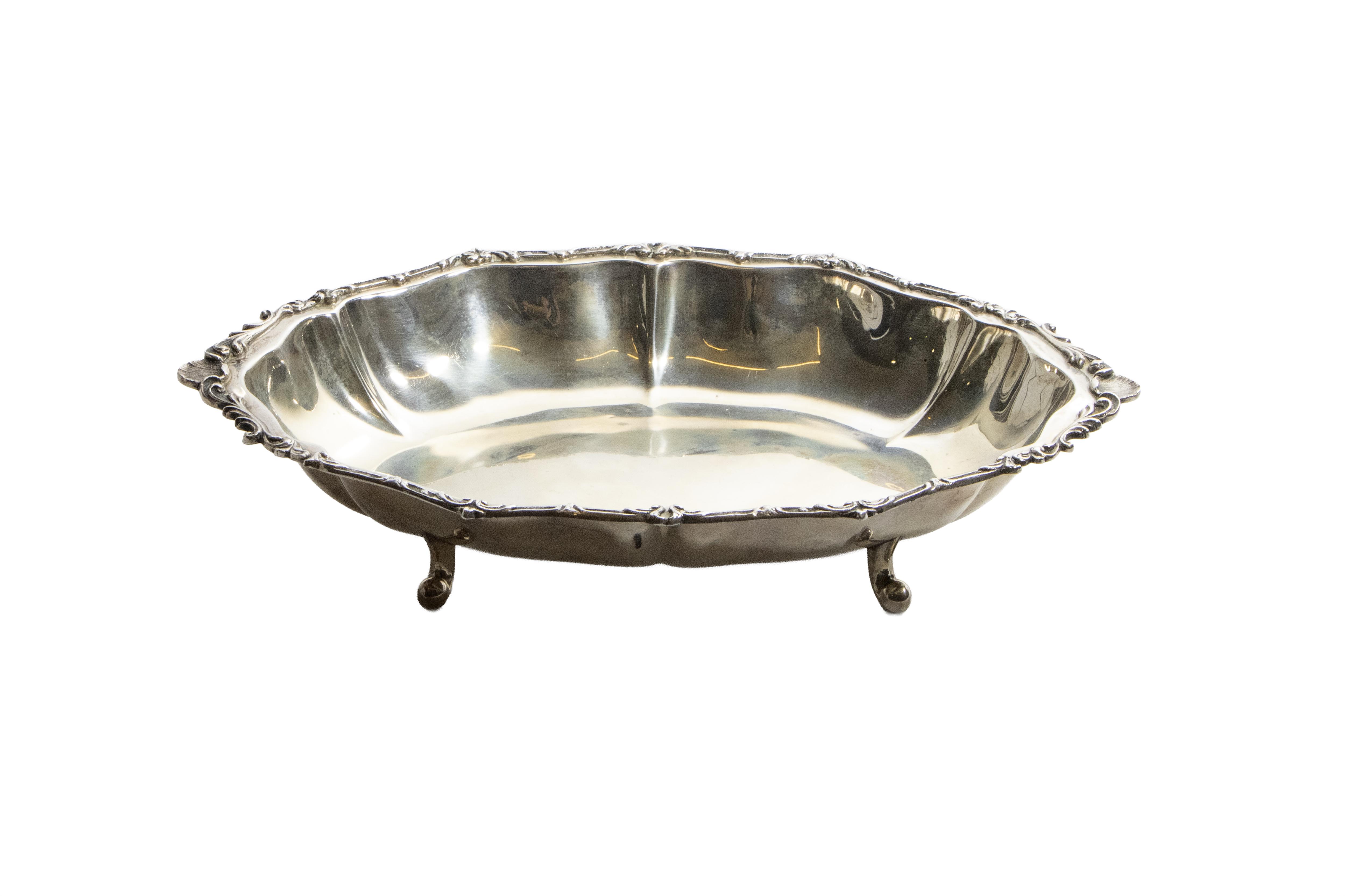 Centro in argento - Asta Preziosi