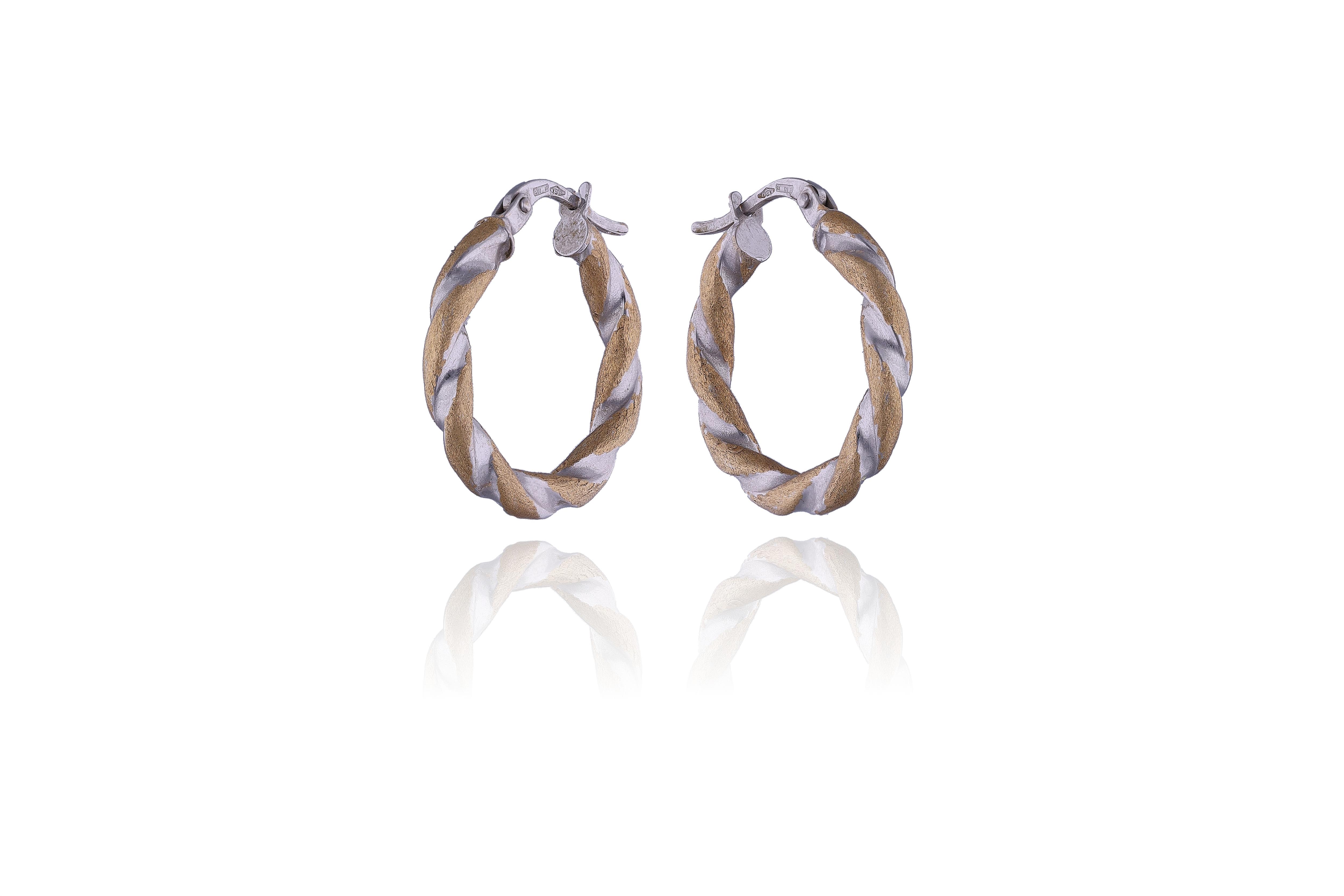 Orecchini in oro - Asta Preziosi