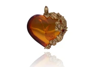 Ciondolo con ambra trattata - Asta Preziosi