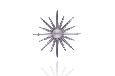 Spilla con perla coltivata - Asta Preziosi