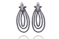 Orecchini con diamanti in oro - Asta Preziosi