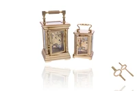 Due cappuccine da tavolo - Asta Preziosi Due cappuccine da tavolo - Asta Preziosi