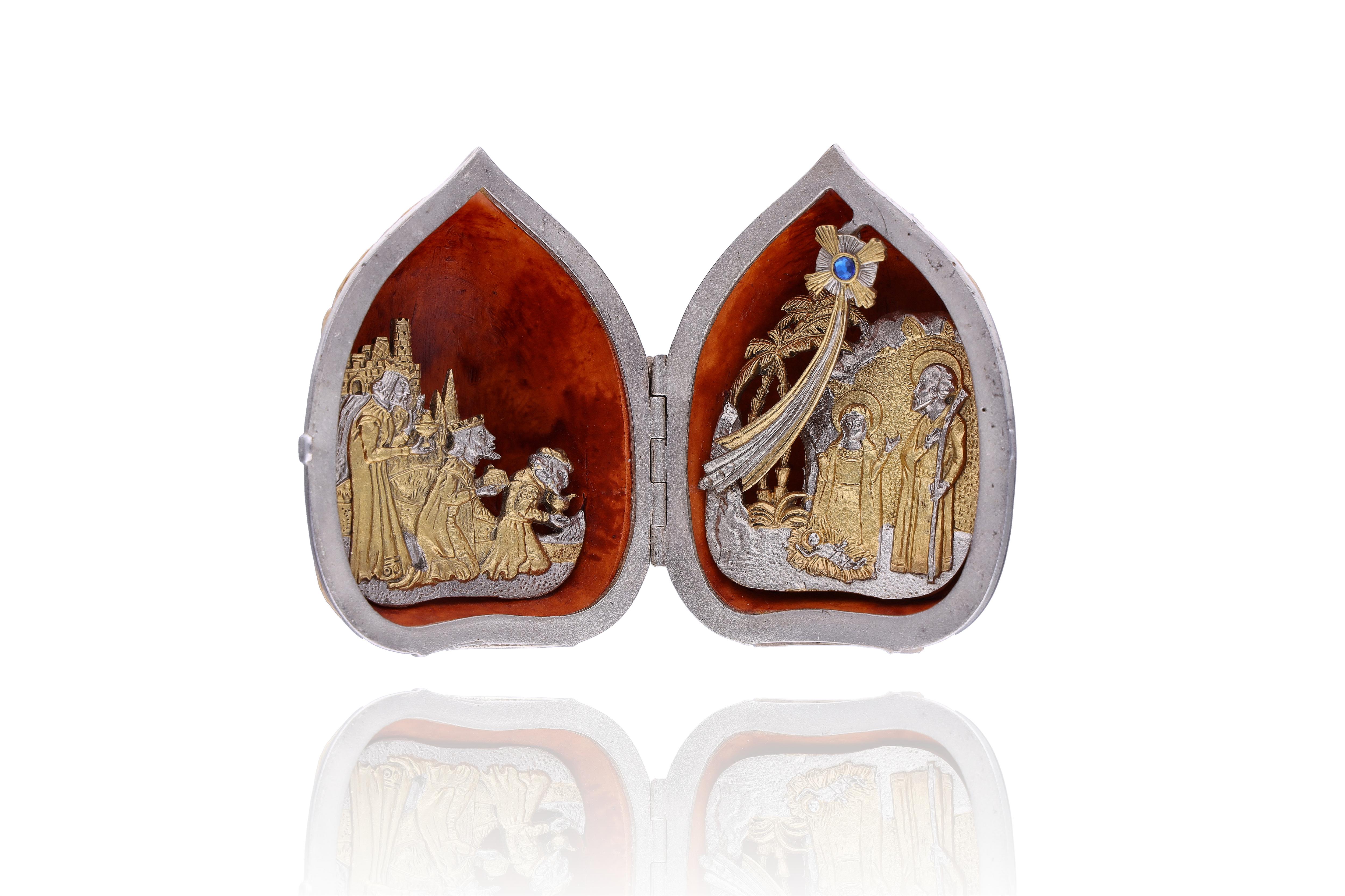 Soprammobile con parti in argento - Asta Preziosi