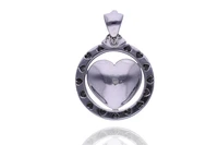 Ciondolo con diamanti - Asta Preziosi