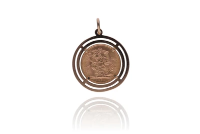 Ciondolo in oro - Asta Preziosi