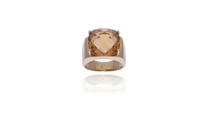 Anello con quarzo giallo - Asta Preziosi