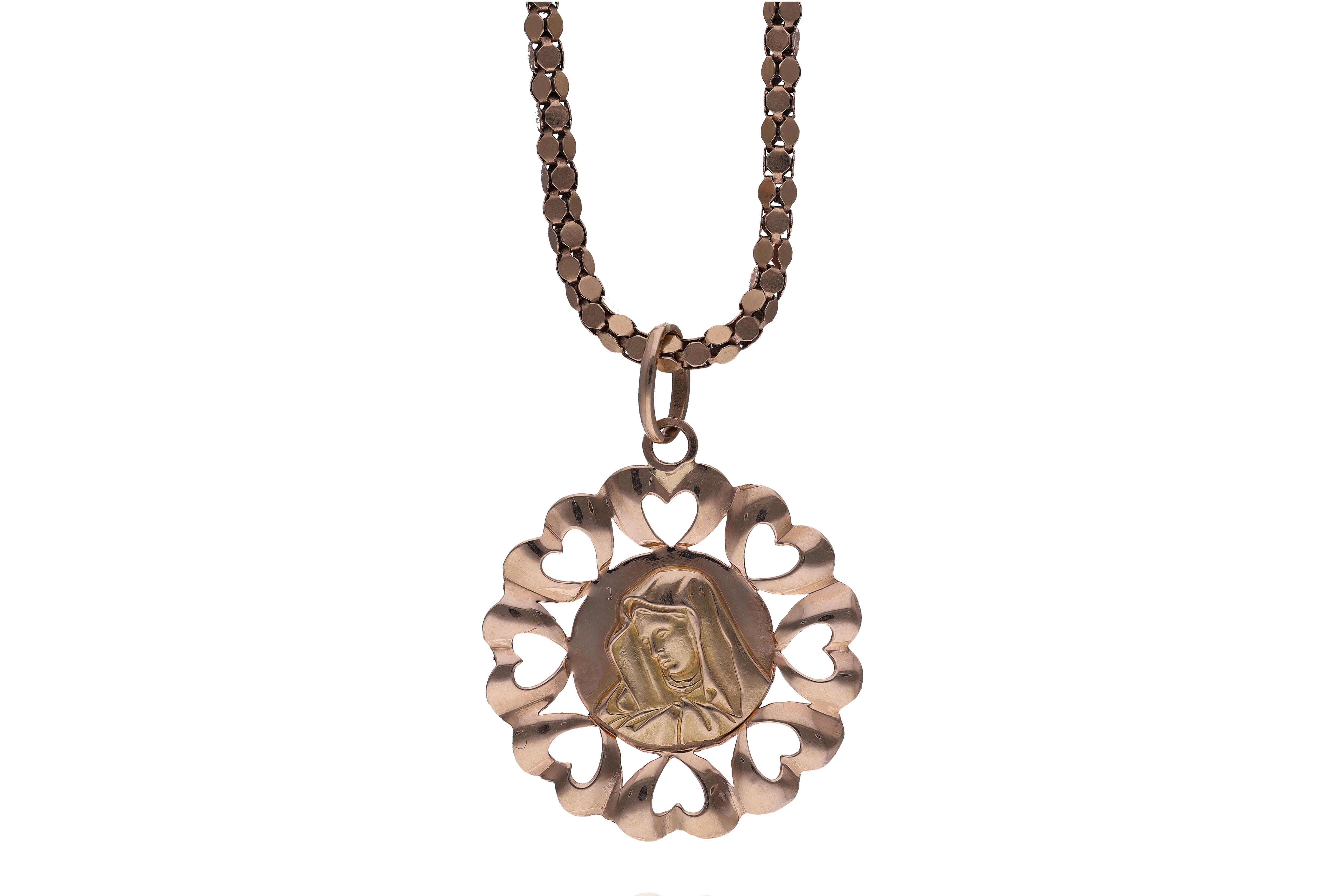 Collana con ciondolo in oro - Asta Preziosi