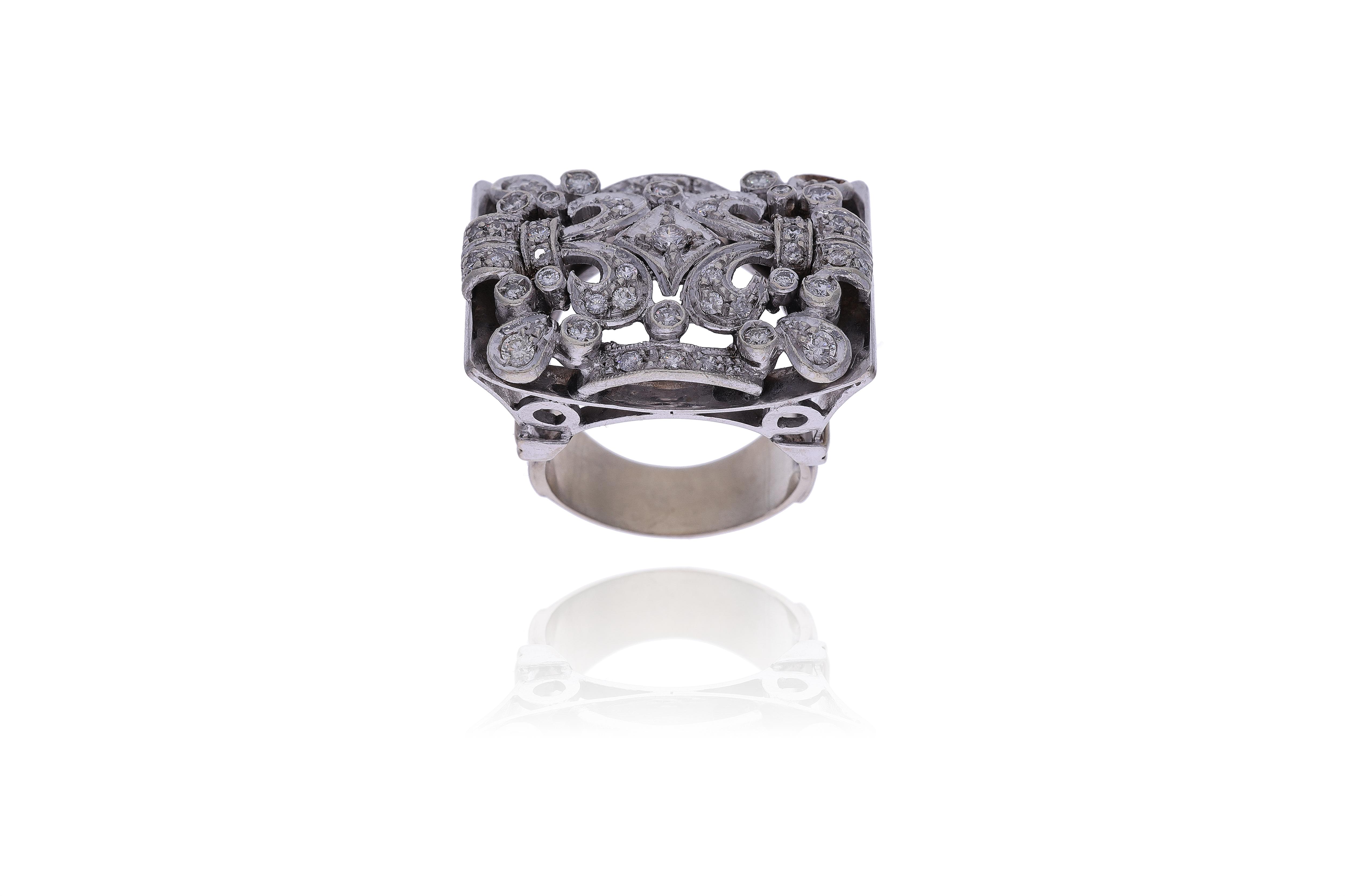 Anello con diamanti in oro - Asta Preziosi