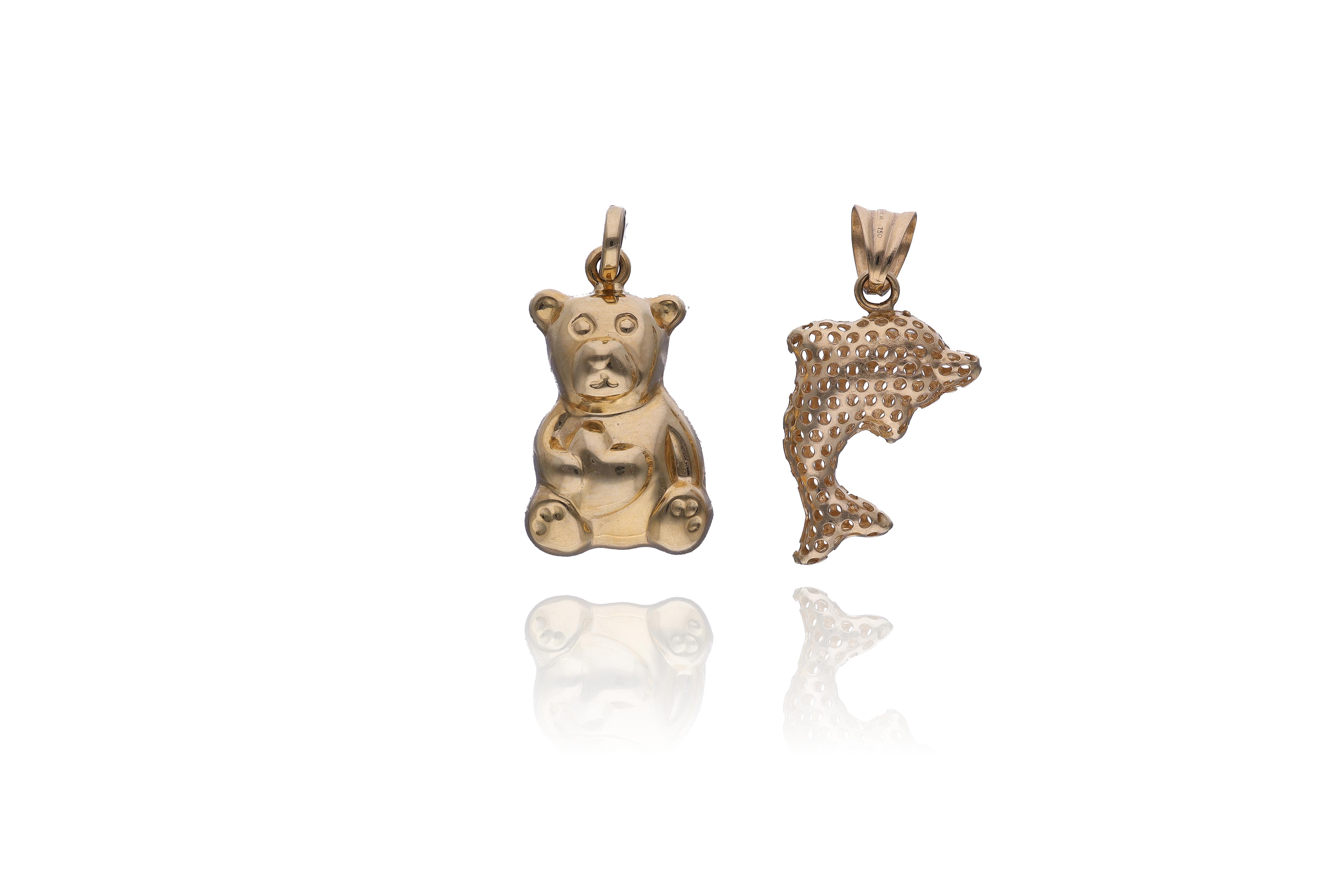 Due ciondoli in oro - Asta Preziosi