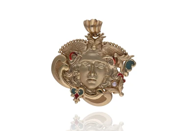 Ciondoli con smalti e perla coltivata - Asta Preziosi