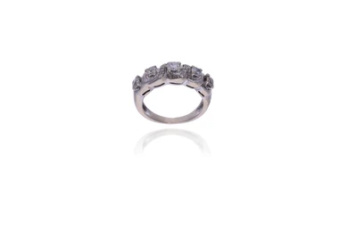 Anello con diamanti e pietra - Asta Preziosi