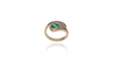 Anello con diamanti e smeraldo - Asta Preziosi