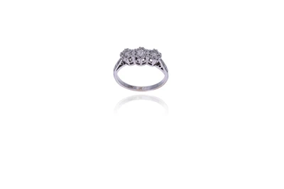 Anello con diamanti - Asta Preziosi