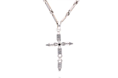 Collana con ciondolo con pietra in oro - Asta Preziosi