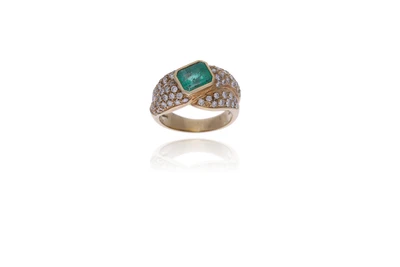 Anello con smeraldo e diamanti - Asta Preziosi