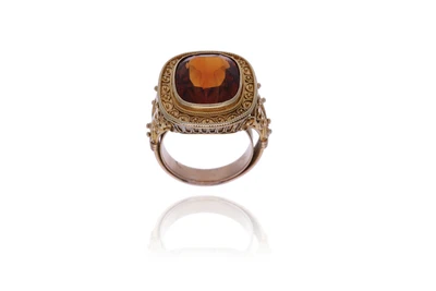 Anello con quarzo - Asta Preziosi