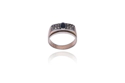 Anello con zaffiro e diamanti - Asta Preziosi Anello con zaffiro e diamanti - Asta Preziosi