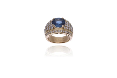 Anello con zaffiro e diamanti - Asta Preziosi Anello con zaffiro e diamanti - Asta Preziosi
