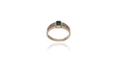Anello con smeraldo e diamanti - Asta Preziosi