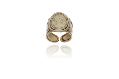 Anello in oro - Asta Preziosi