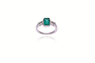 Anello con smeraldo e diamanti - Asta Preziosi