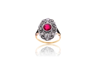 Anello con diamanti e pietra - Asta Preziosi